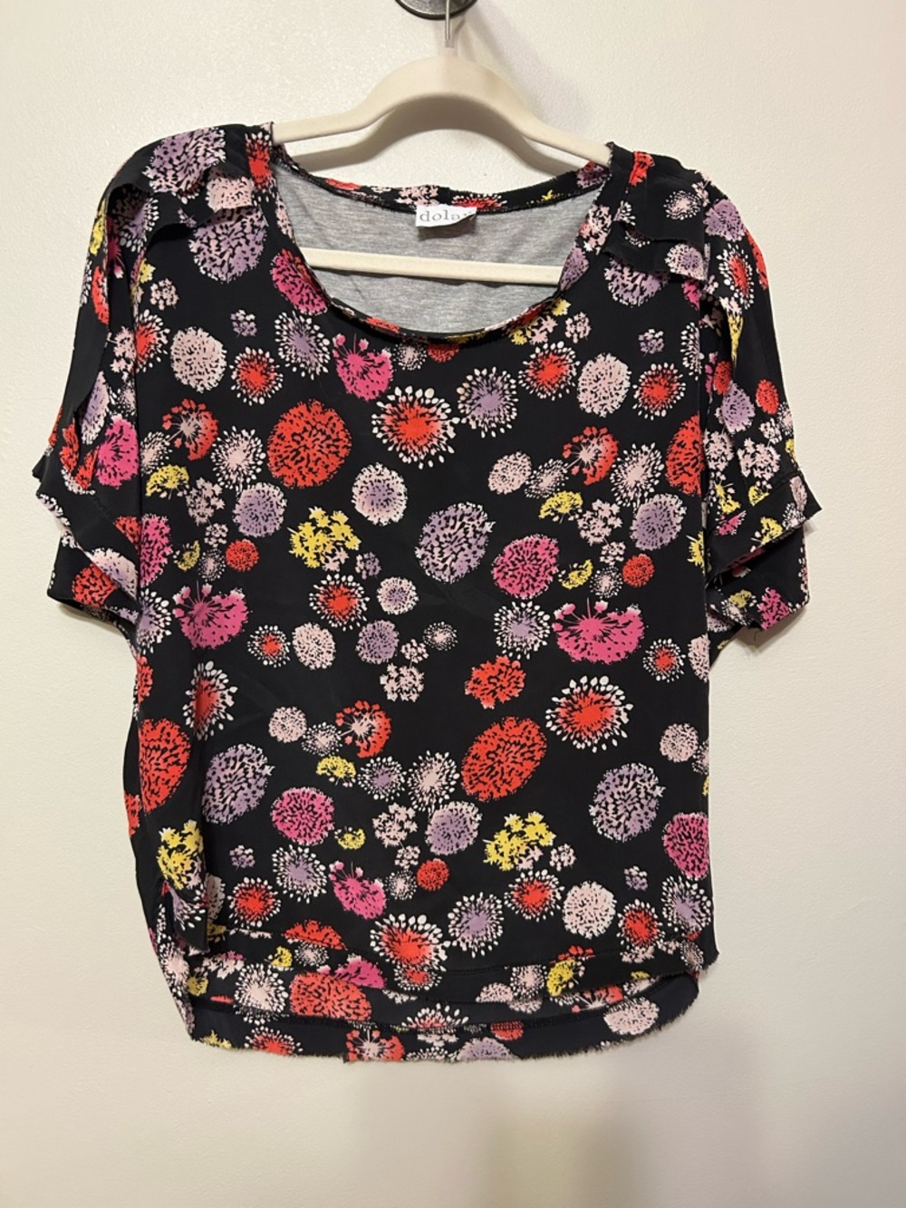 Anthropologie Dolan Black and Pink Silk Top Summer Luxury Resortwear Cruise